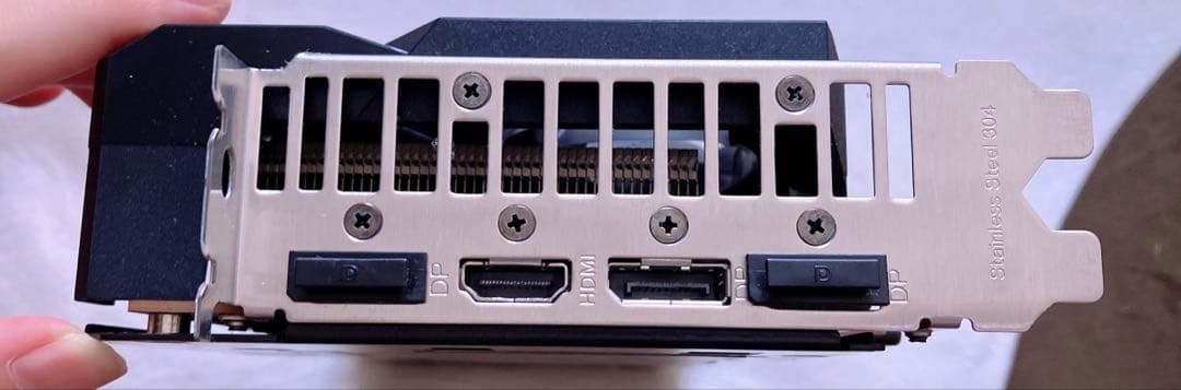 ASUS TUF Gaming グラフィックボード　RX6600-8G-V2