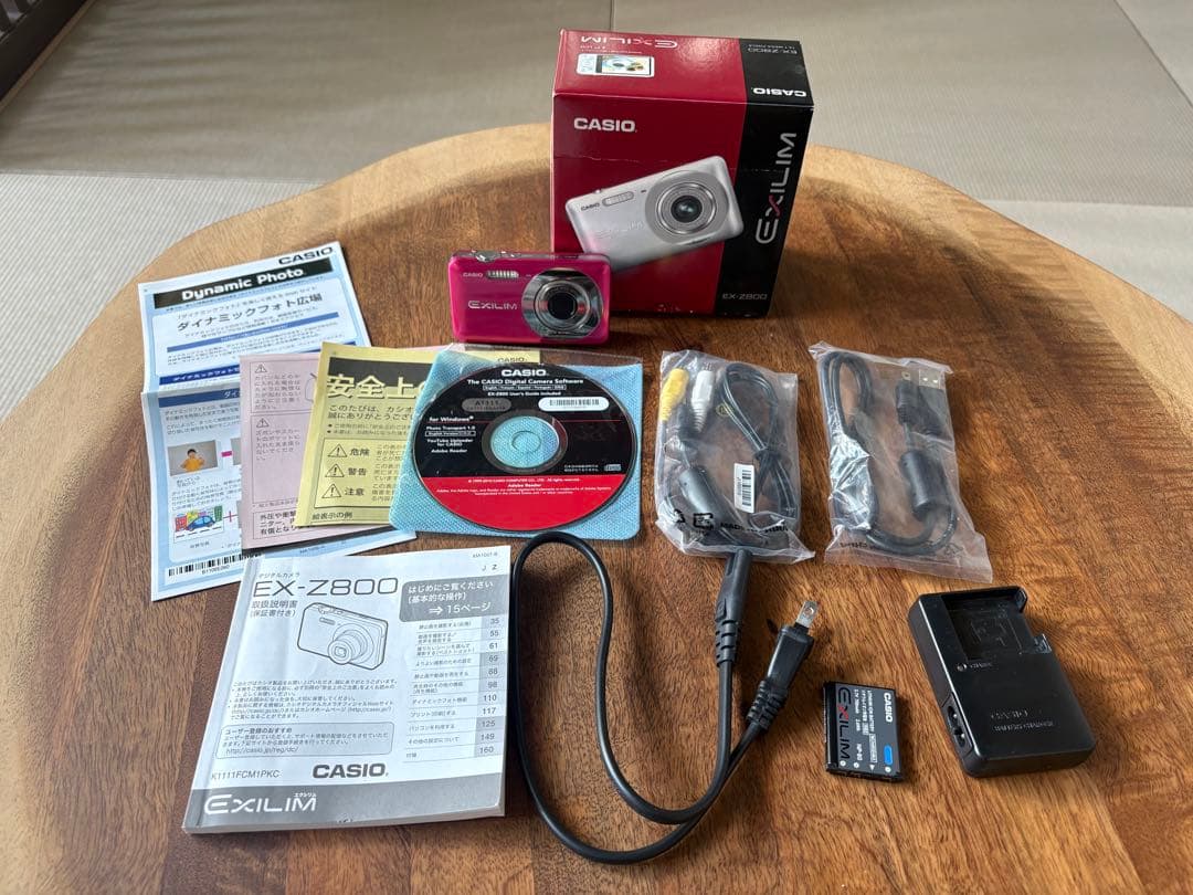 CASIO エクシリム　EX-Z800 ピンク