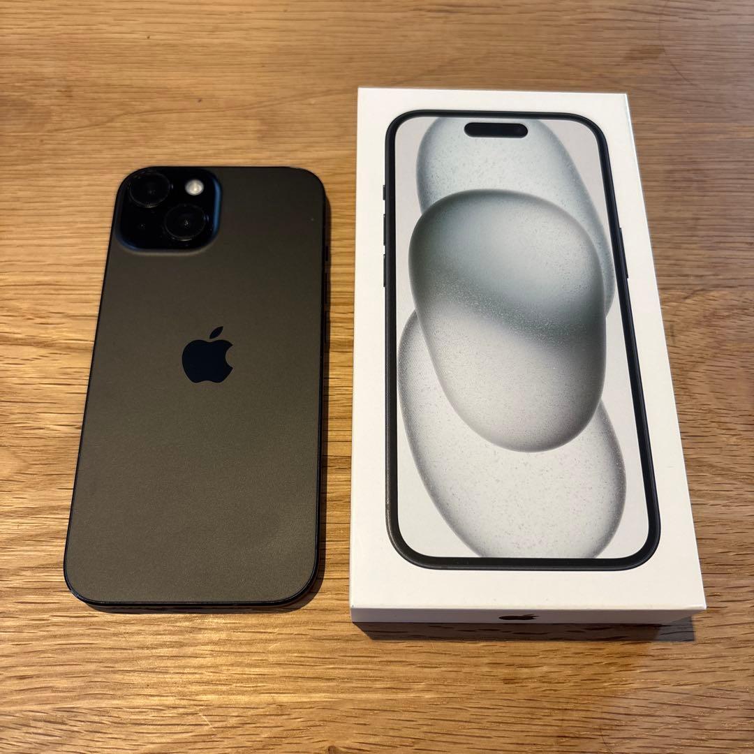 iPhone15 ブラック 本体　256GB 画面割れあり　正常動作品