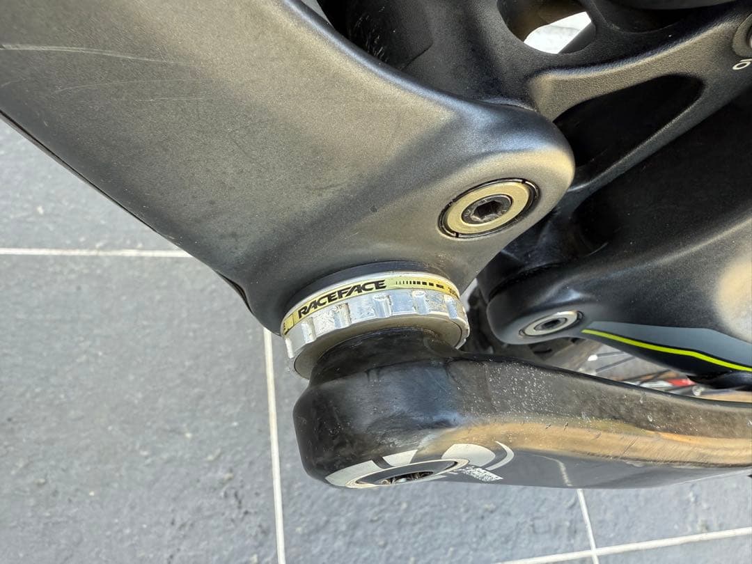 れん SANTA CRUZ V10.5 26 inch Sサイズ