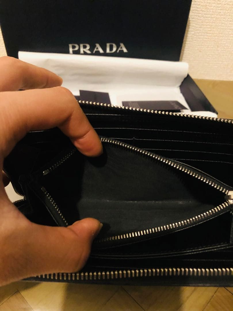PRADA 長財布(ICチップ(RFID)搭載