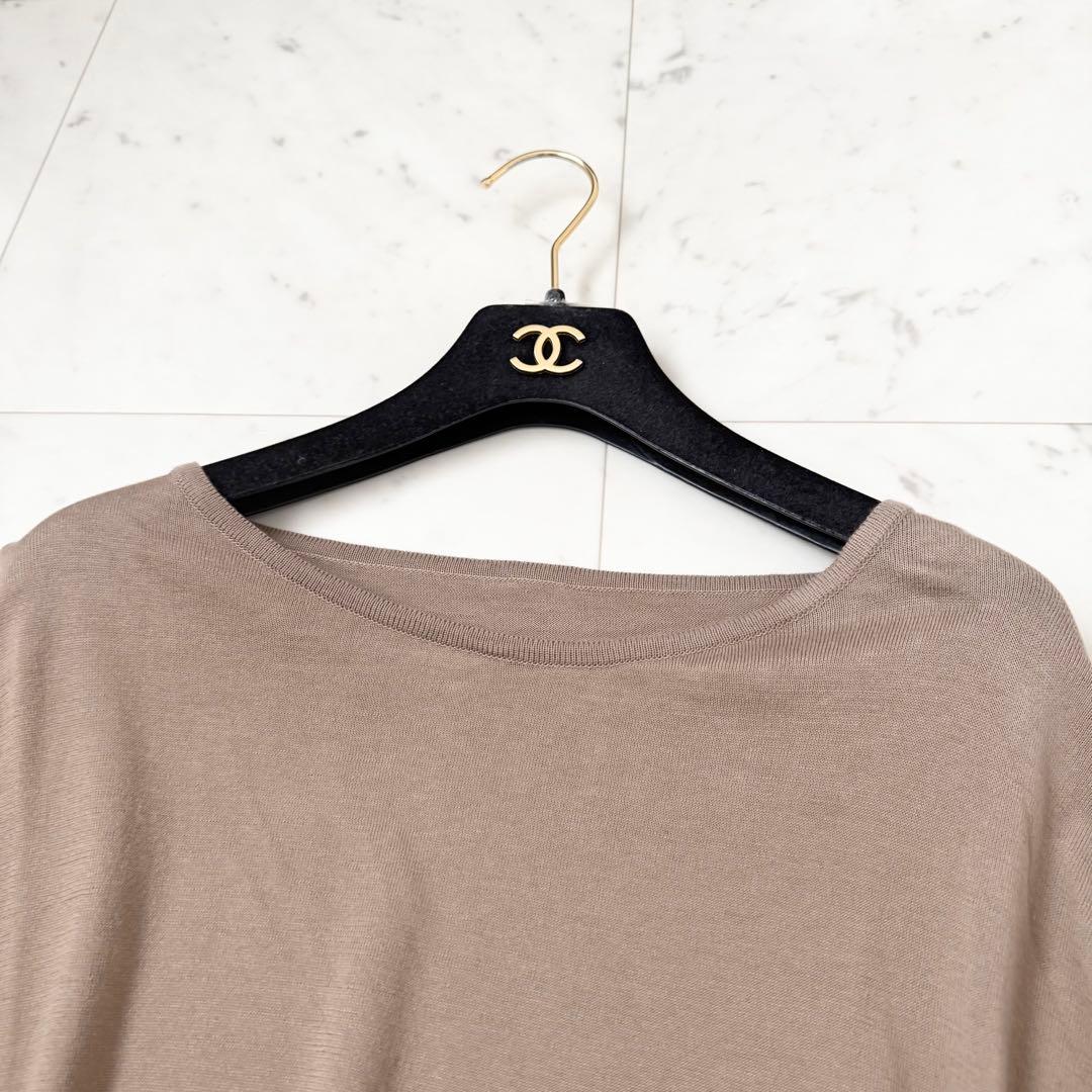 新品❤️近年モデル　MUSE オーバーニット　ベージュ　ドルマンスリーブ