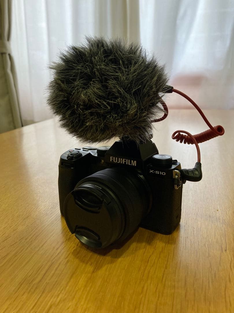 Fujifilm X-S10 ミラーレスカメラセット