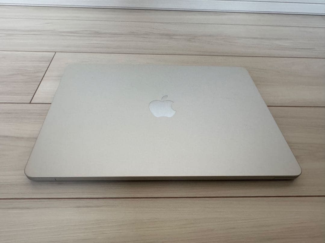 2022 13インチMacBook Air【箱・付属品あり】