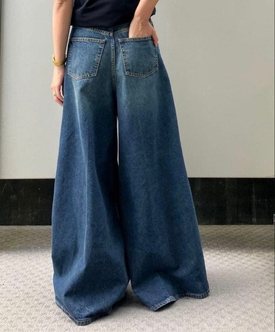 チアリーHAIKURE ワイドパンツ サイズ24