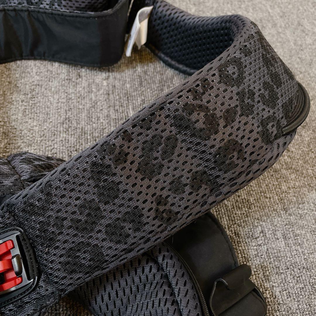 BabyBjorn 抱っこ紐 レパード柄 限定品