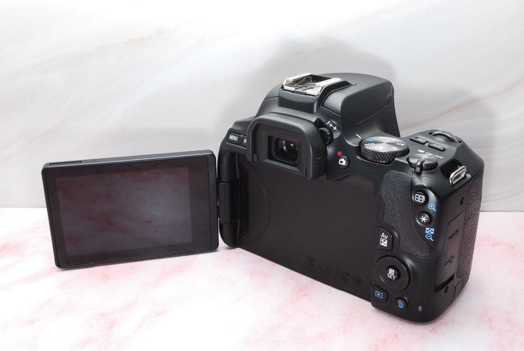 超高画質✨Canon Kiss X10★高性能標準レンズ★一眼レフカメラ