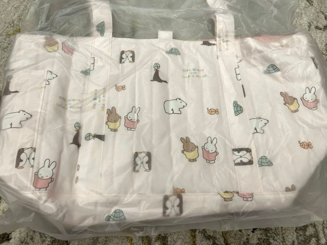 【新品未開封】ジェラートピケ ミッフィー キルティング総柄ママバッグ