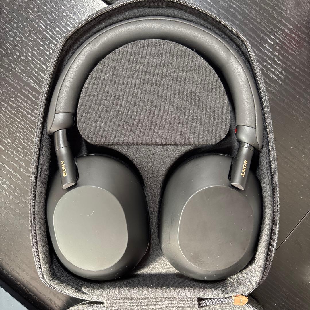 【美品】SONY WH-1000XM5 ワイヤレスノイズキャンセリングヘッドホン