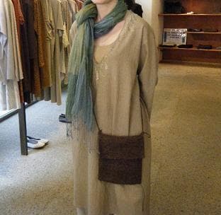 ヨーガンレール✩ゴートメッシュの裏編み☆ポシェットバッグ✩ババグーリ