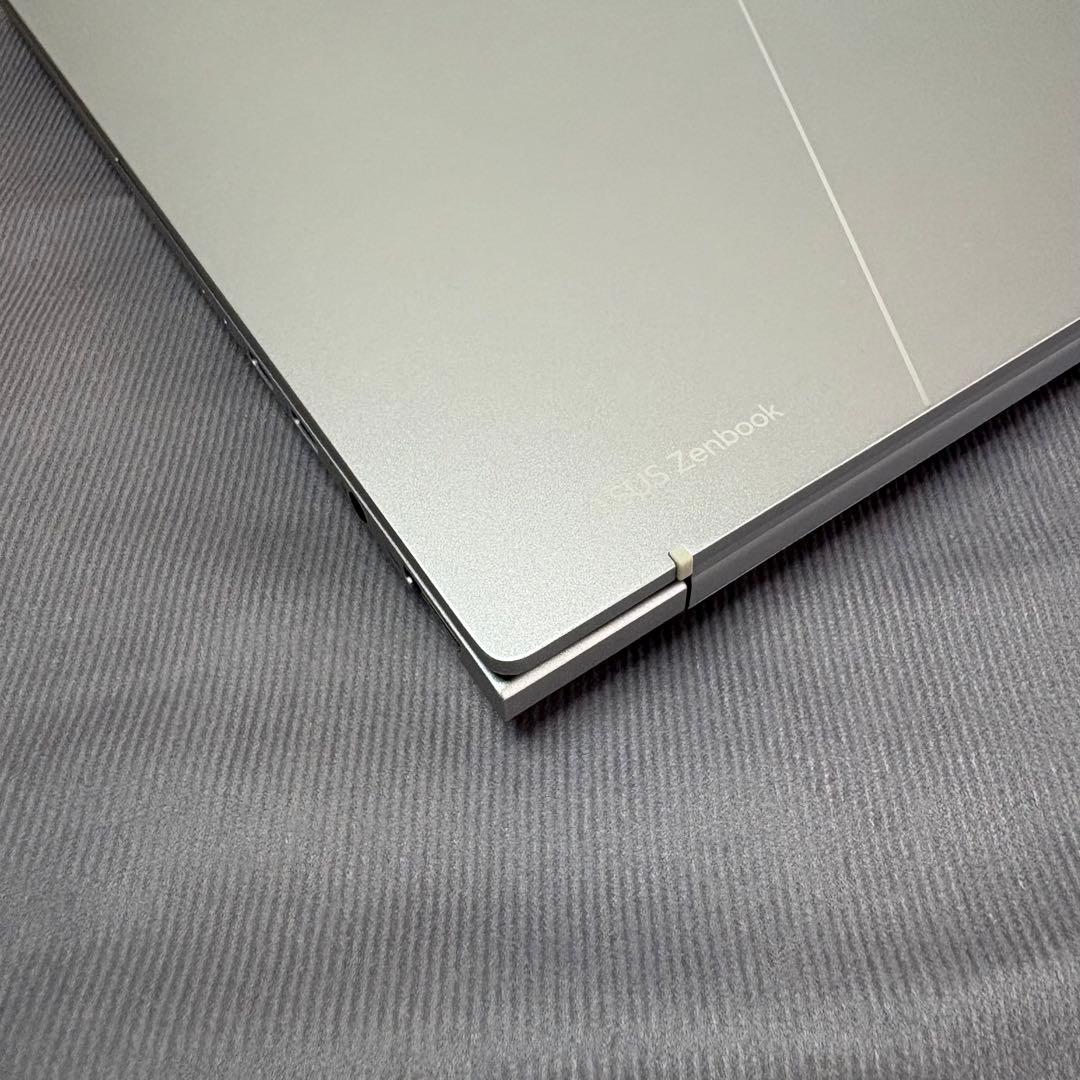 ASUS Zenbook 14OLED Ultra 7 メモリ 32GB 1TB