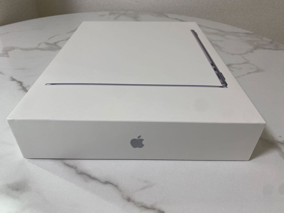 【美品】MacBookAir M2 13.6インチ2022バッテリー99%