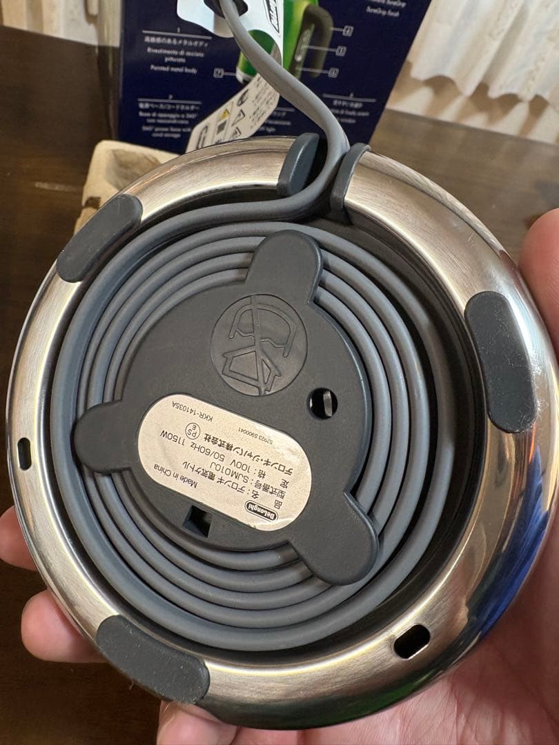 DeLonghi kMix 電気ケトル グリーン 0.75L【廃盤カラー】