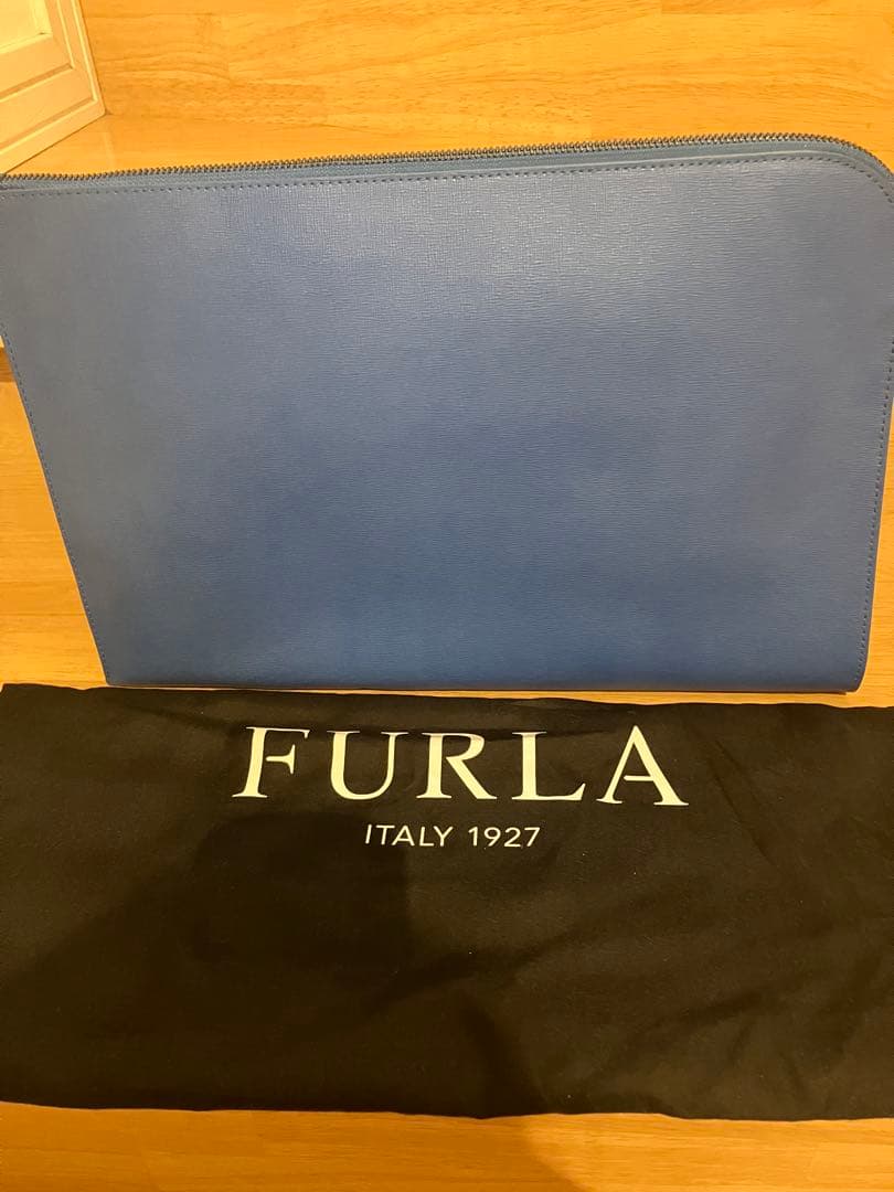 新品未使用訳あり　FURLAパソコンケース