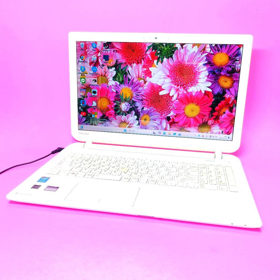 高速SSD256✨8GB✨オフィス✨人気✨薄型✨カメラ付ホワイトノートパソコン