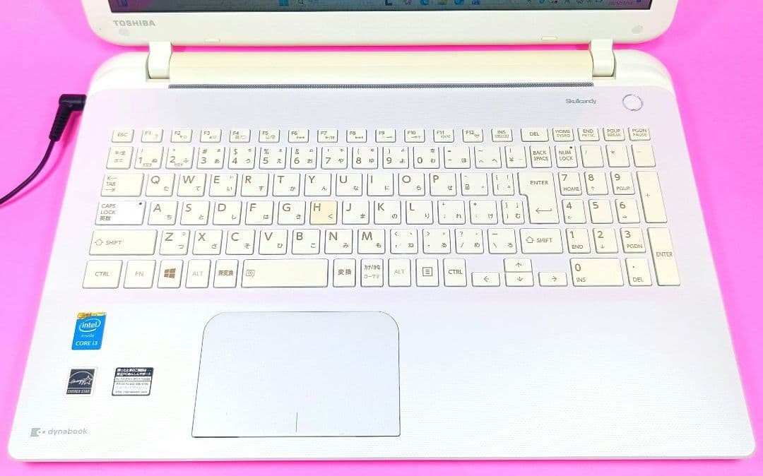 高速SSD256✨8GB✨オフィス✨人気✨薄型✨カメラ付ホワイトノートパソコン