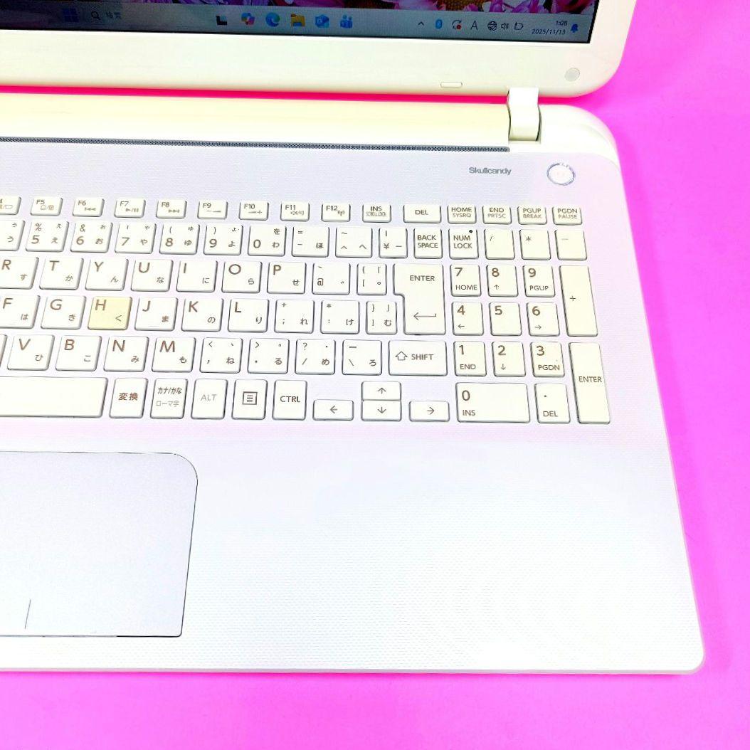 高速SSD256✨8GB✨オフィス✨人気✨薄型✨カメラ付ホワイトノートパソコン