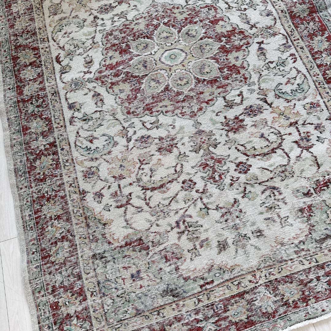 トルコ ヴィンテージラグ A124 レア 超大判 ダークレッド クリーム ミント