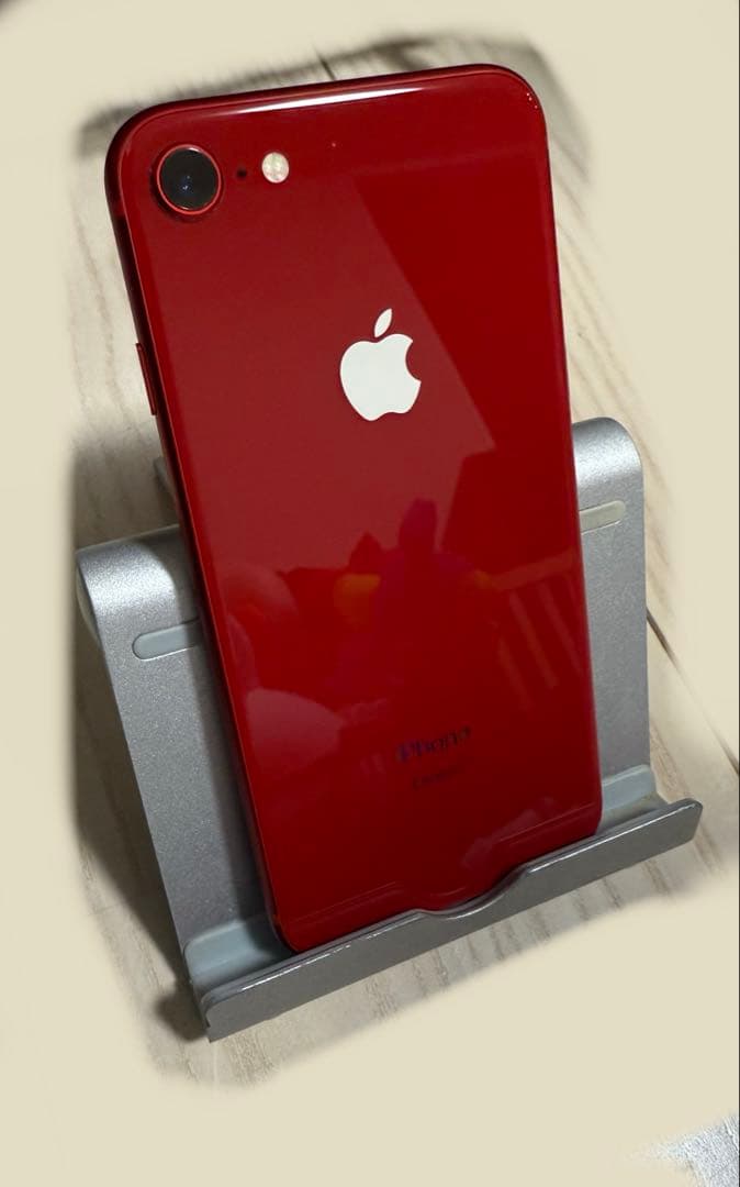 iPhone 8 本体（64GB / ブラック / SIMフリー）