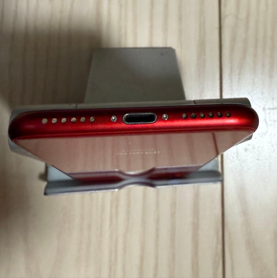 iPhone 8 本体（64GB / ブラック / SIMフリー）