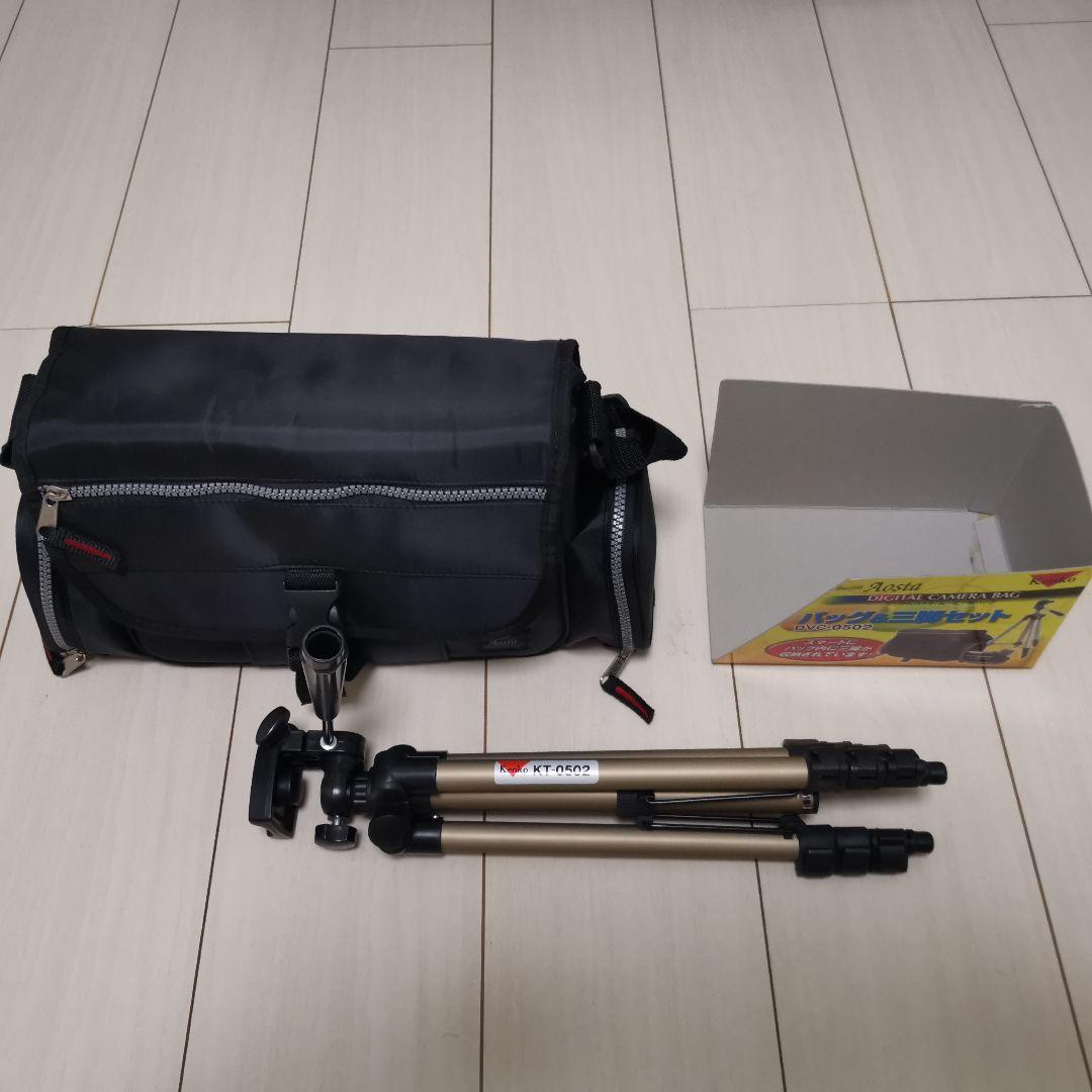 ビデオカメラ　Victor　JVC製