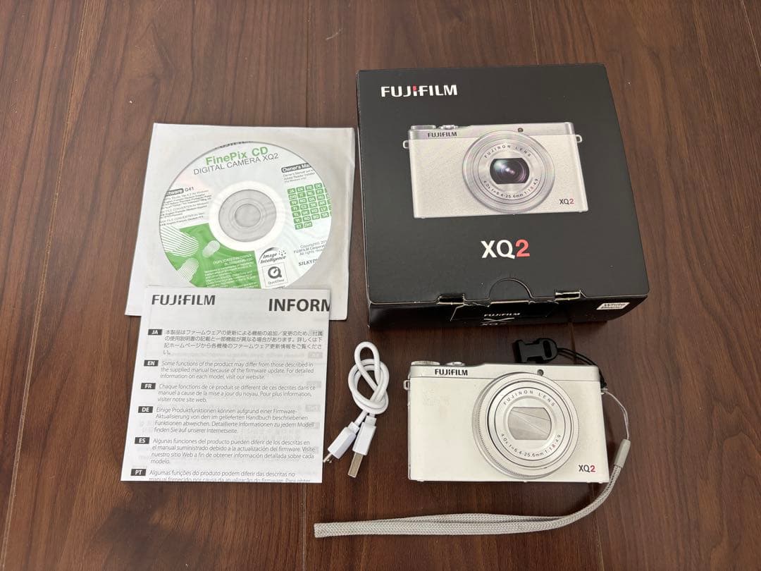 K*5様 フジフィルム FUJIFILM XQ2 高級コンパクトデジタルカメラ