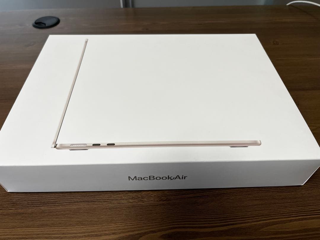 極美品早い者勝ち❗️MacBook air M3 メーカー保証1年有り❗️
