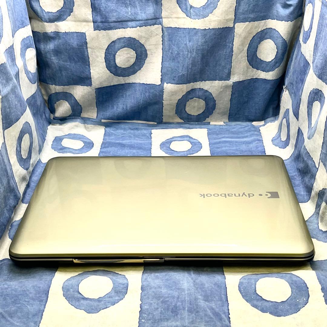 快適SSD☆i7☆美しいゴールドノートパソコン♪ブルーレイ&カメラ付！Win11