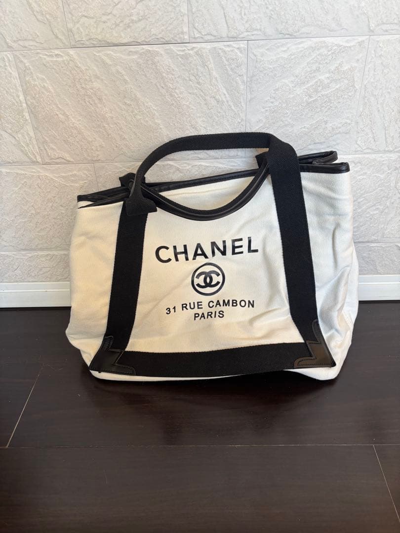 シャネル　ノベルティバック