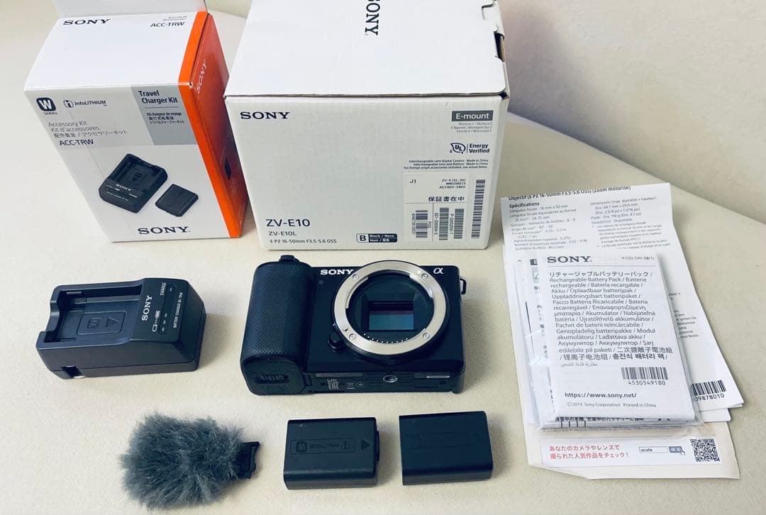 Sony ZV-E10 ミラーレスカメラ 本体+バッテリーチャージキット
