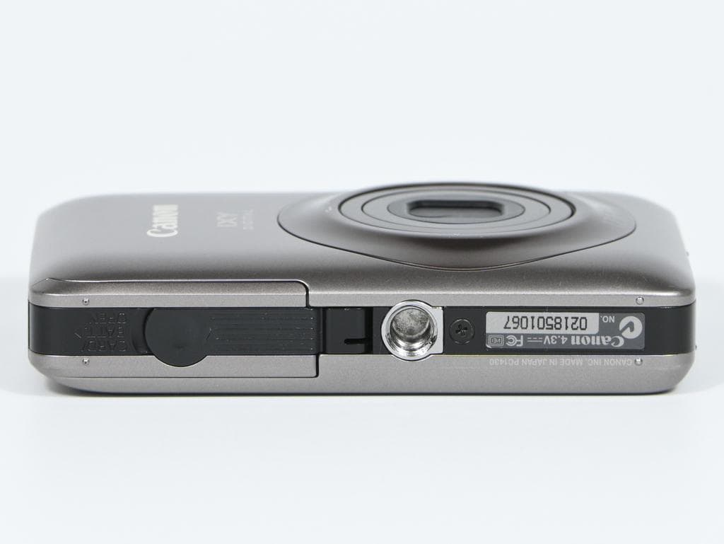 【美品】 キヤノン　Canon IXY DIGITAL 220 IS ブラウン