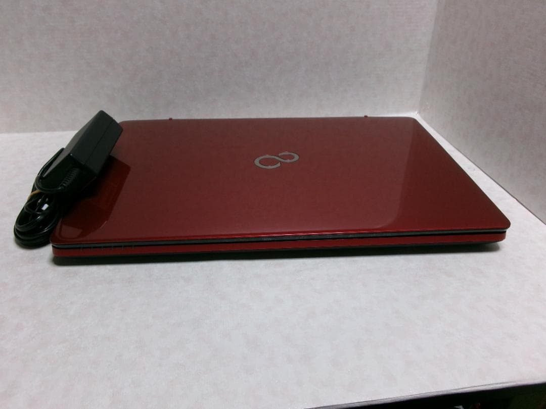 美品FUJITSU LIFEBOOK AH42/Y/新品SSD搭載 ルビーレッド