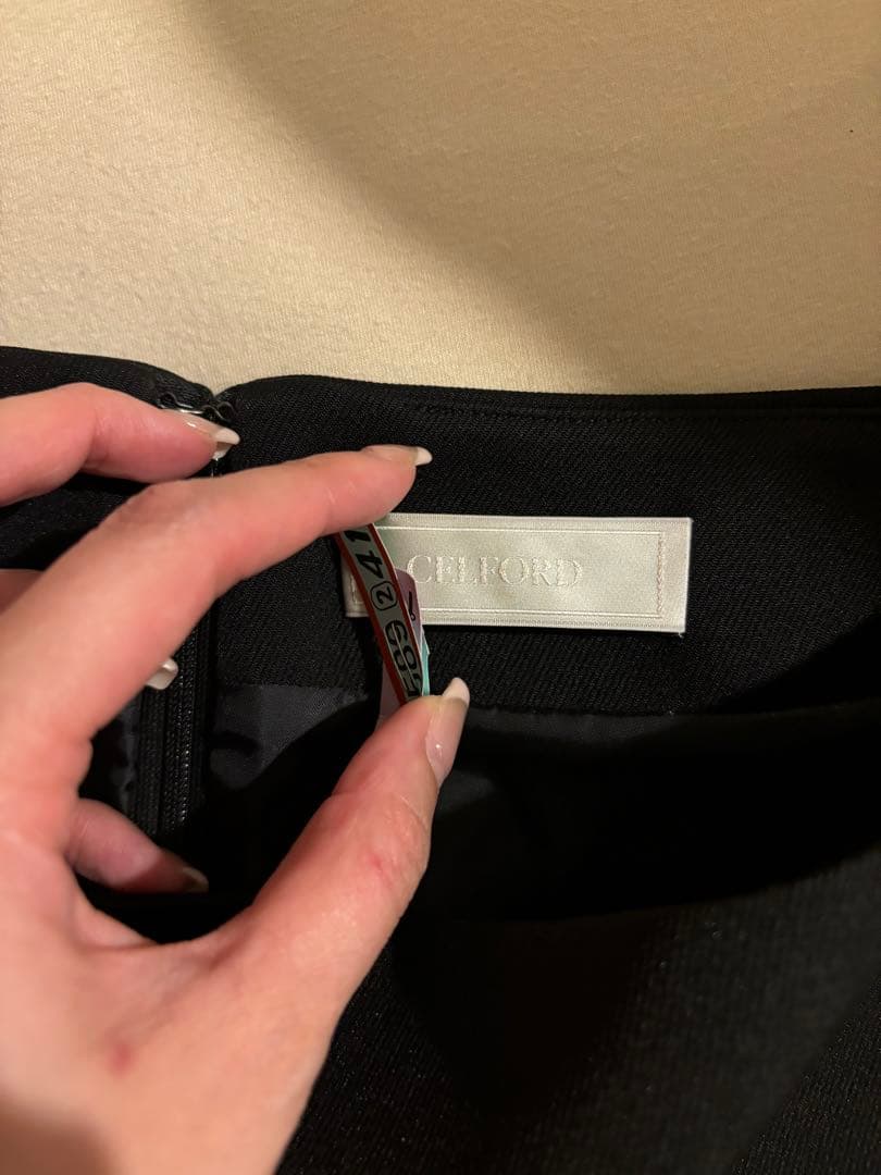 超美品【CELFORD セルフォード】トリプルクロスケープドレス