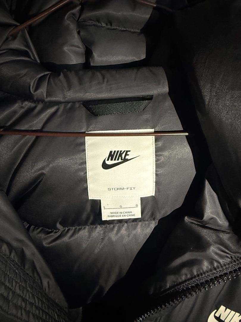 Nike ストームフィット ダウンジャケット ブラック