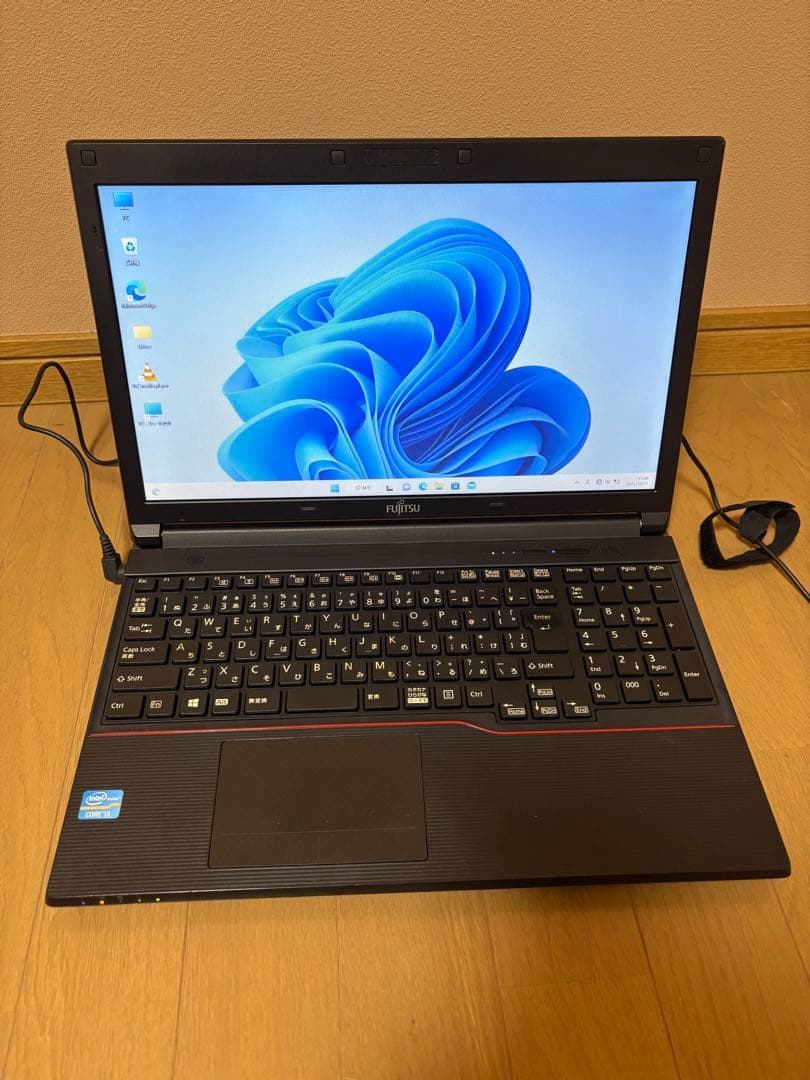 【美品】富士通ノートパソコン 15.6インチWindows 11