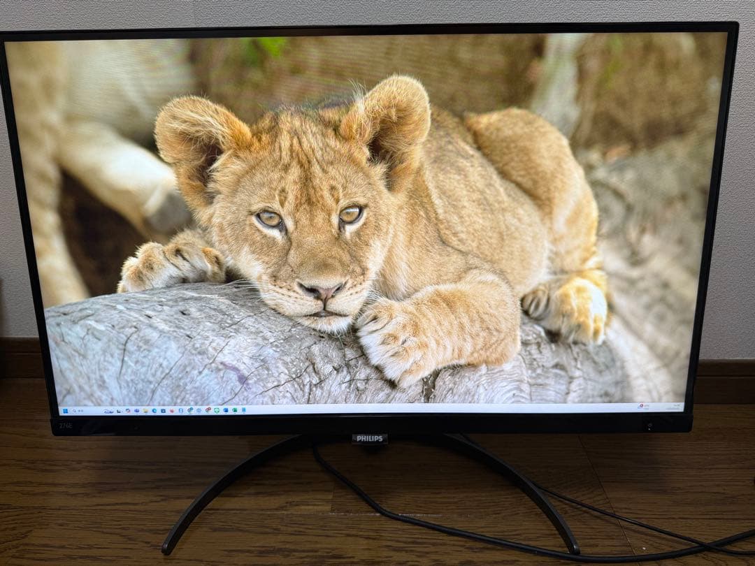 フィリップス 4K 276E8 27インチ 液晶モニター