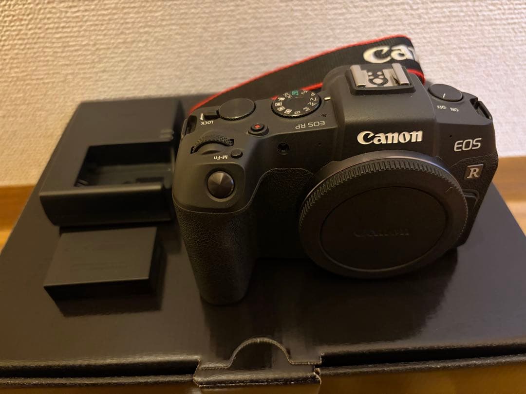 Canon EOS RP ※バッテリー2つ付き(LP-E17)