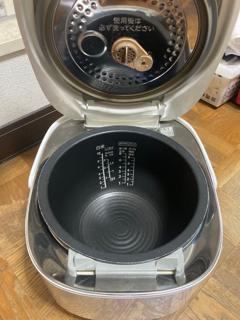 TOSHIBA 10合　真空圧力IH ジャー炊飯器