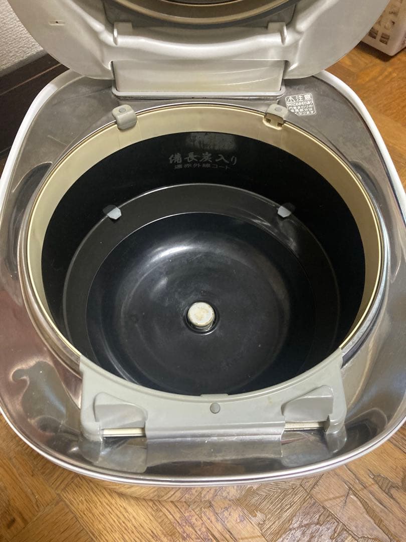 TOSHIBA 10合　真空圧力IH ジャー炊飯器