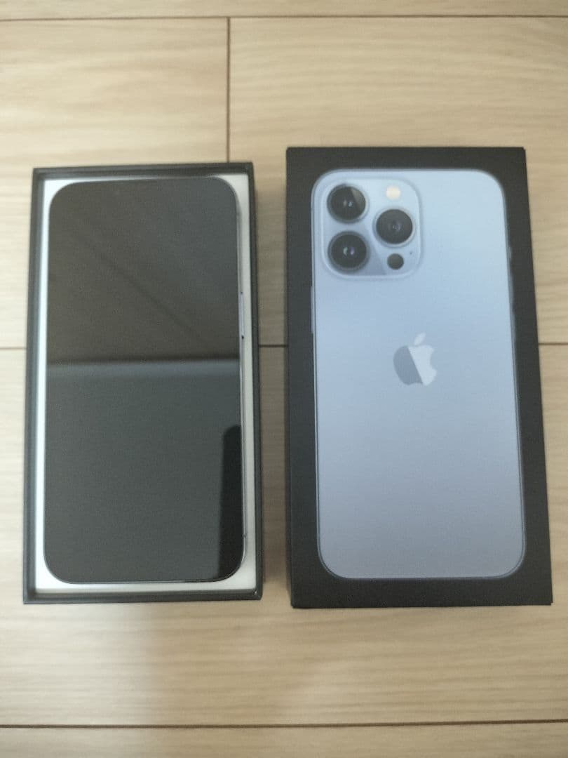 【限定値下げ中】Apple iPhone 13 Pro シエラブルー 本体