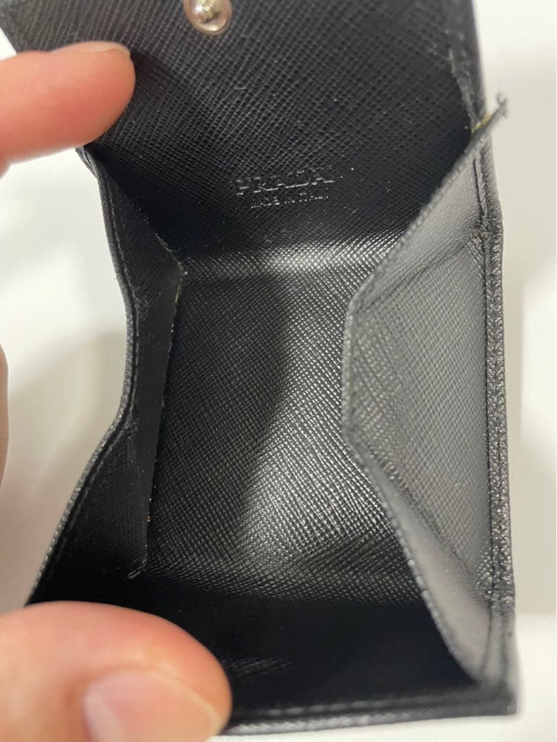 PRADA プラダ サフィアーノレザー トライアングル ケース