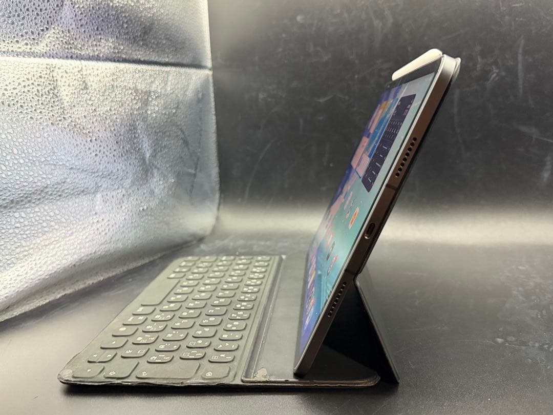 美品88%256GBipad pro 第3世代ペンシルアップルAI純正キーボード