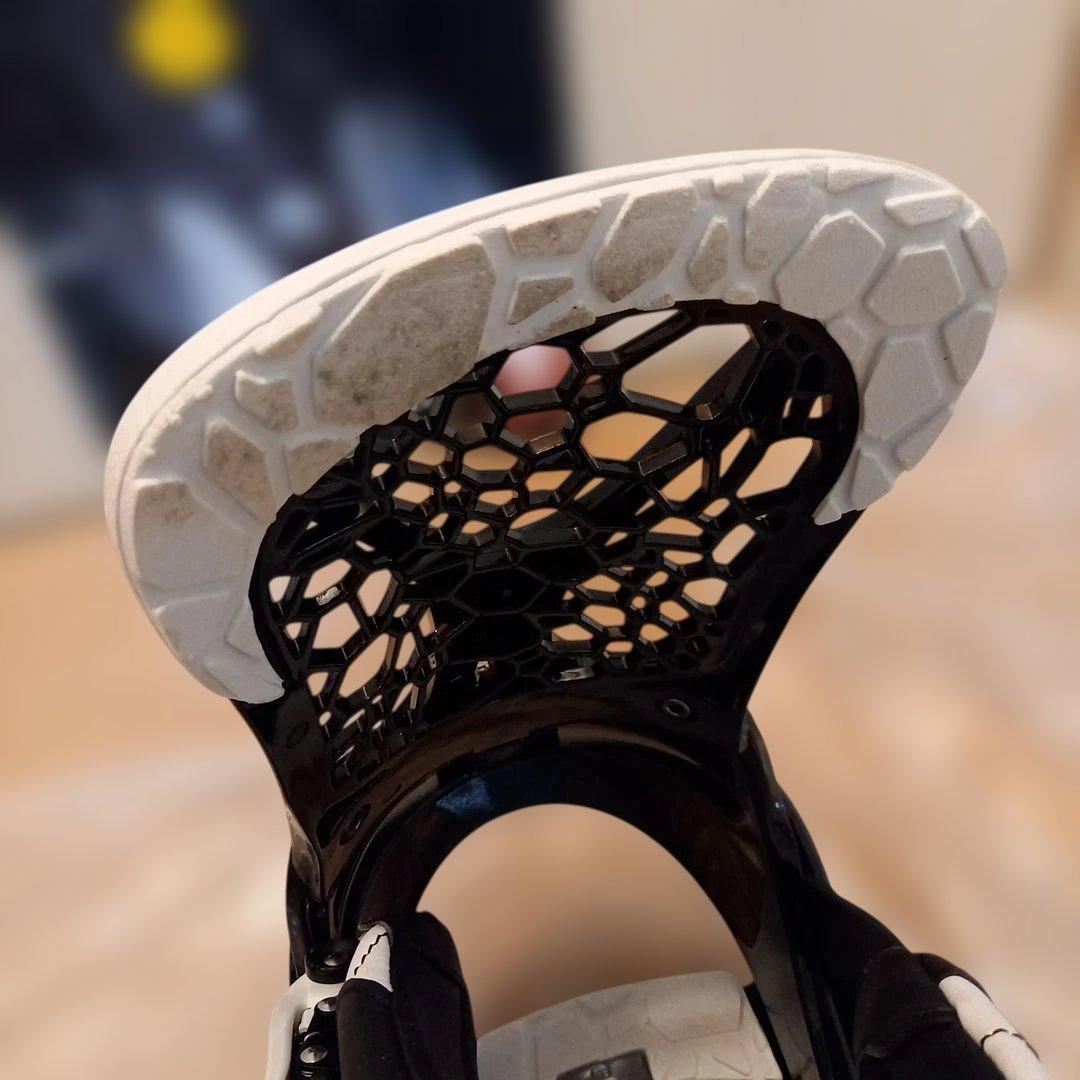 レア新品未使用　BURTON　TRIAD EST バートン　ビィンディング