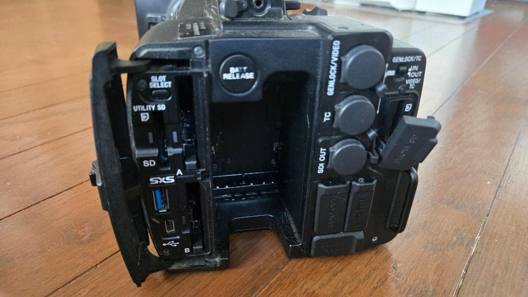 SONY PXW-X180 SxSスロット搭載　ジャンク