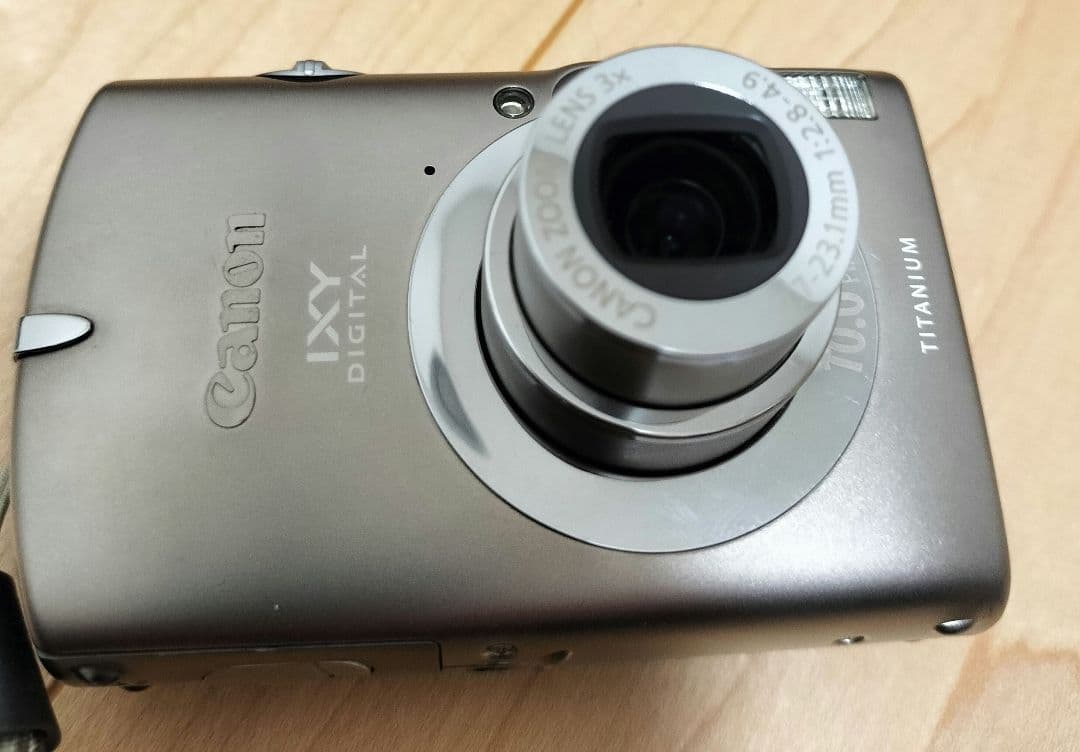 Canon　IXY DIGITAL1000