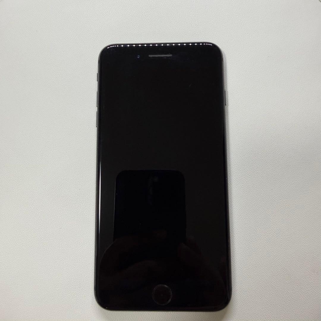 iPhone8plus 256GB SIMフリー ライトニングコネクタ不良