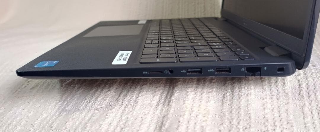 DELL Latitude 3520 第11世代corei5搭載 ④