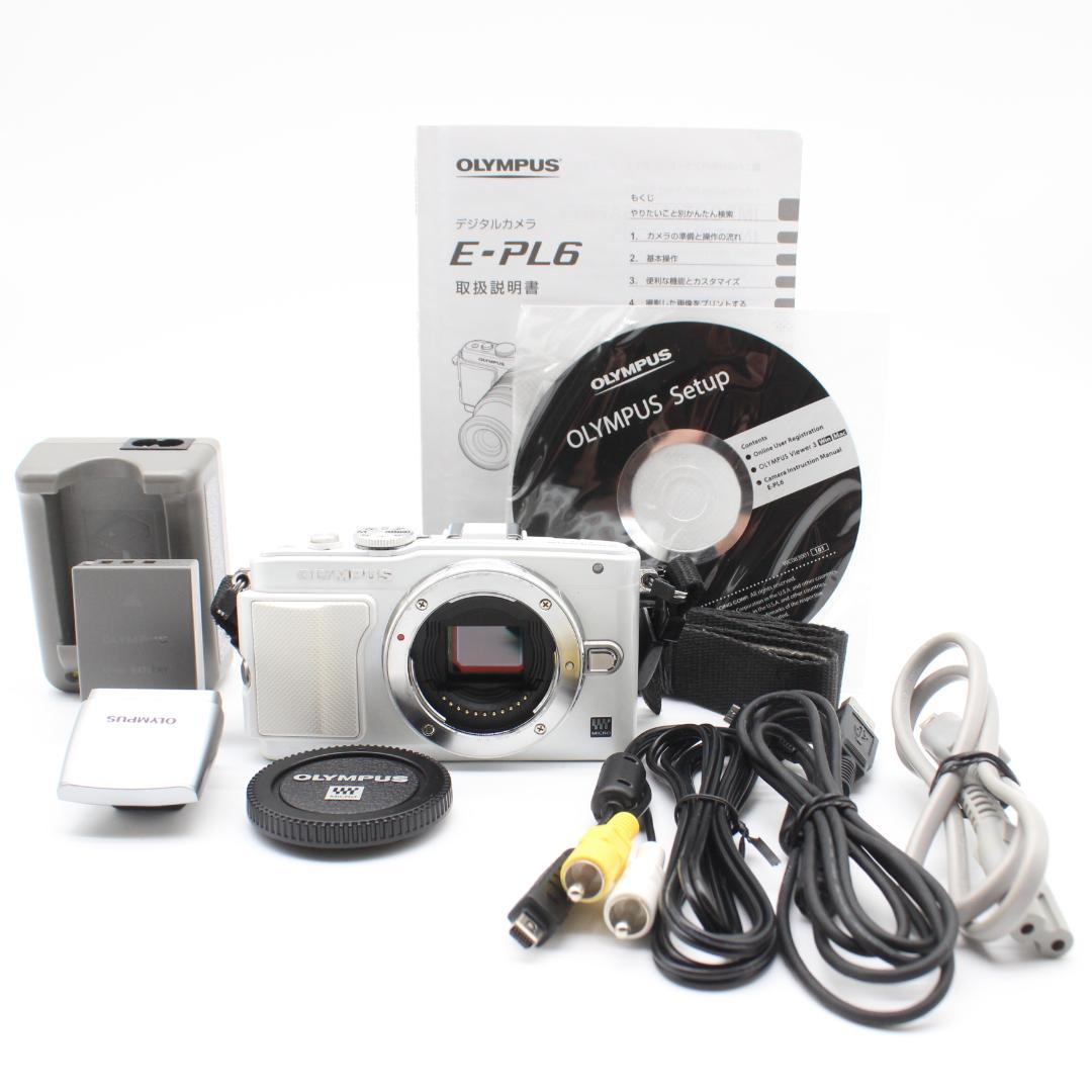 ミラーレス一眼 PEN Lite E-PL6 ボディ ホワイト