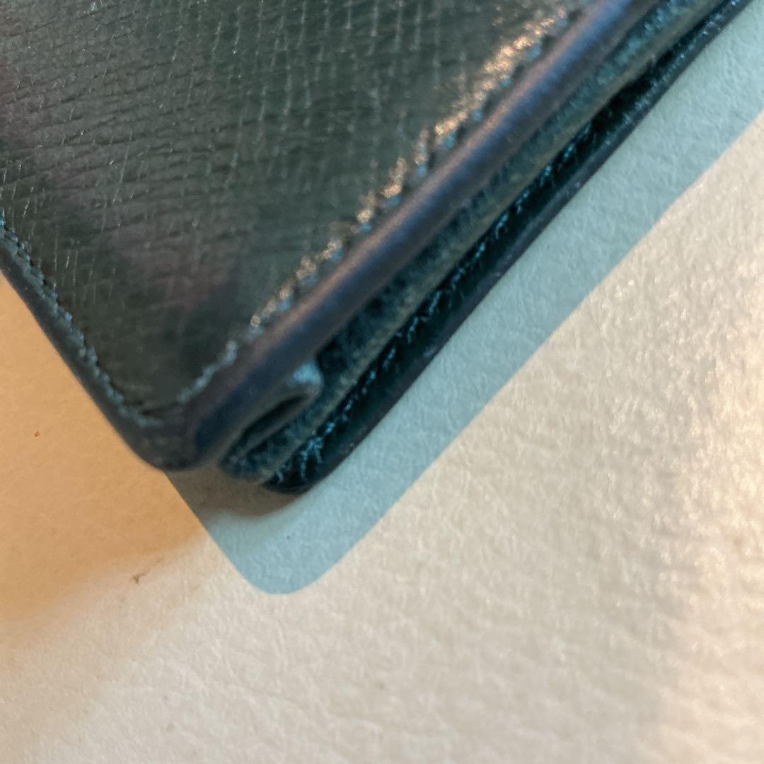 LOUIS VUITTON ダークモスグリーン　ケース