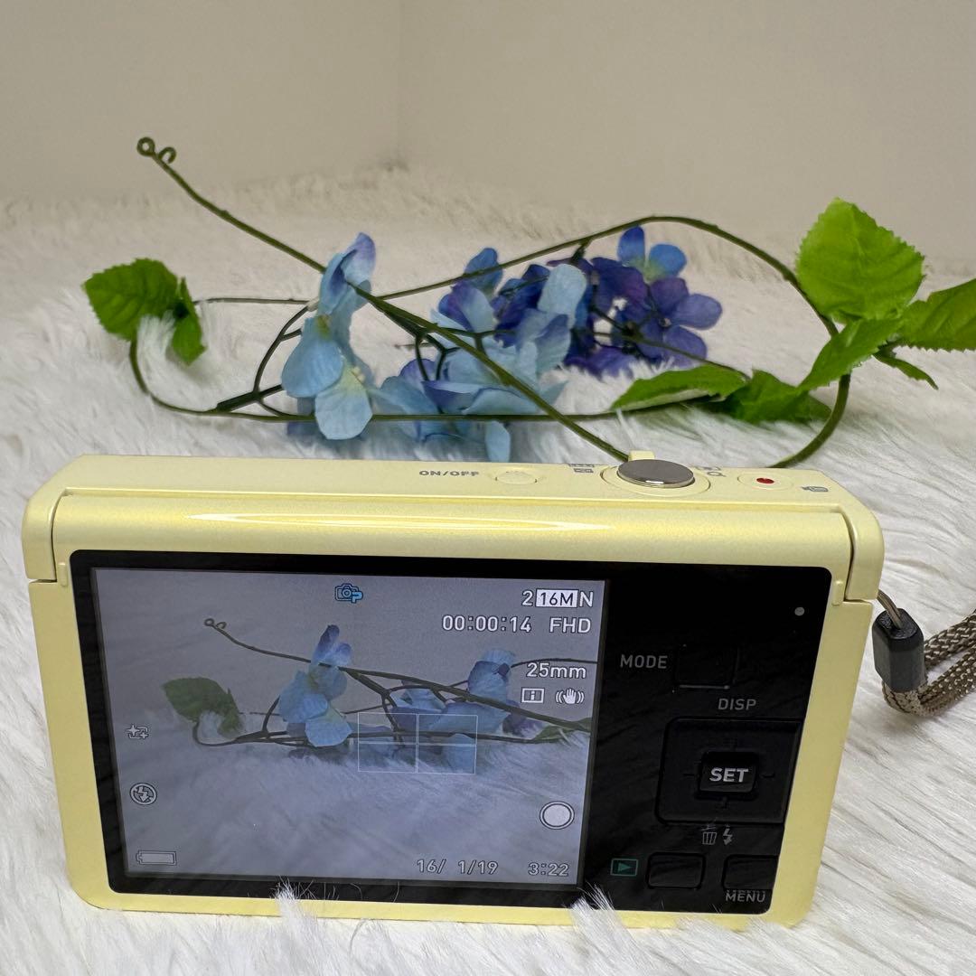 CASIO カメラ　EX-ZR70 充電器　説明書　イエロー コンデジ　動作品